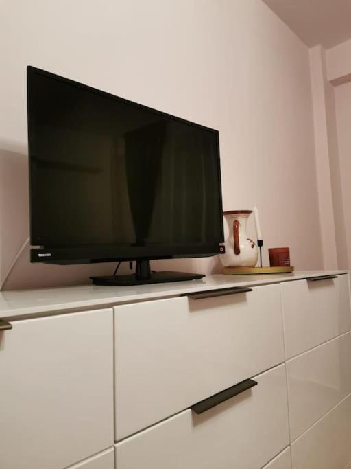 Apartament Spatios In Oradea Exterior photo