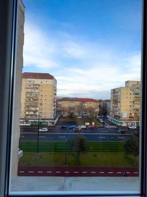 Apartament Spatios In Oradea Exterior photo